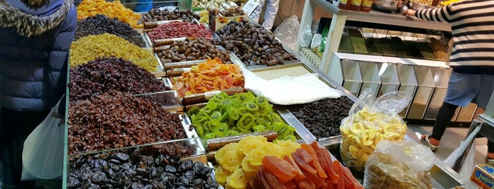 Mahane Yehuda Market is one of Vegan Tel Aviv.