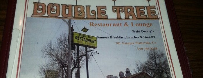 Double Tree Restaurant is one of สถานที่ที่ Matthew ถูกใจ.