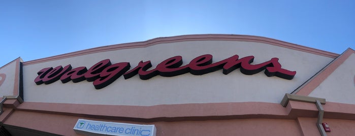 Walgreens is one of Tempat yang Disukai Jordan.
