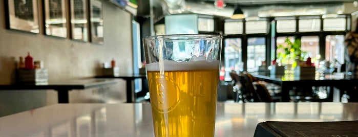 Tap Society is one of Twin Cities Gastropubs and Craft Beer Bars.