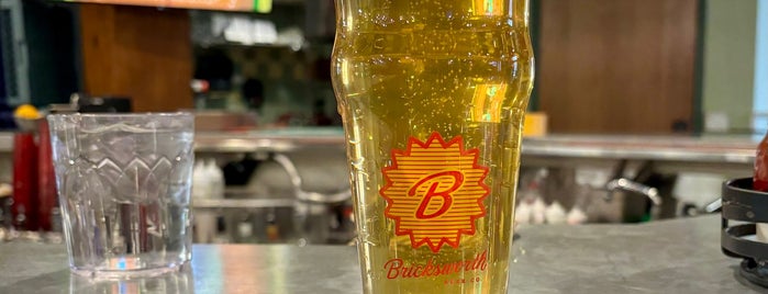 Bricksworth Beer Co. is one of Kev.