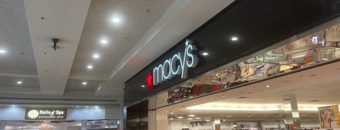 Macy's is one of Perry Ellis Heritage.
