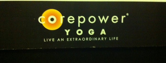 CorePower Yoga is one of Orte, die Leigh gefallen.