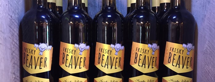 Frisky Beaver is one of Joe'nin Beğendiği Mekanlar.