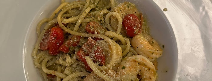 Leone's Italian is one of The 15 Best Places for Vinaigrette in Norfolk.
