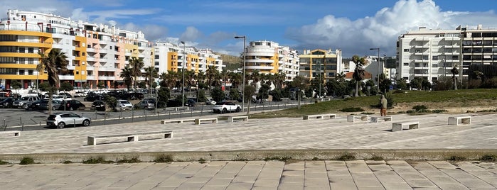Praia da Costa da Caparica is one of portugal.