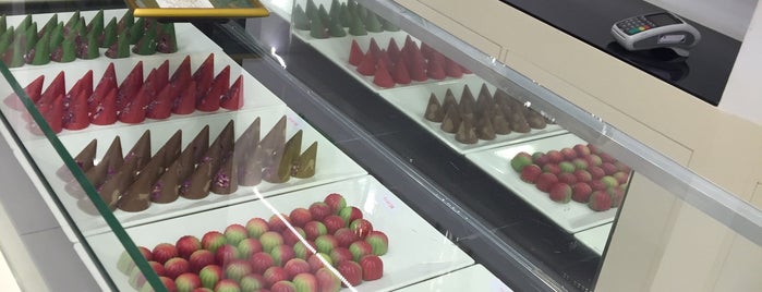 Joodof is one of Desserts/Bakeries in Riyadh 🍰🥐.