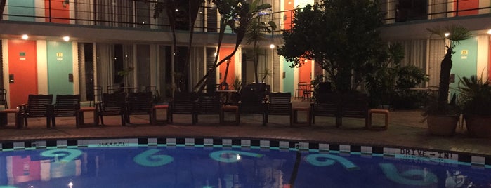 CHAMBERS eat + drink is one of The 13 Best Places with a Swimming Pool in San Francisco.