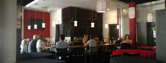 Lee's Wine Bistro is one of Nicolas’s Liked Places.