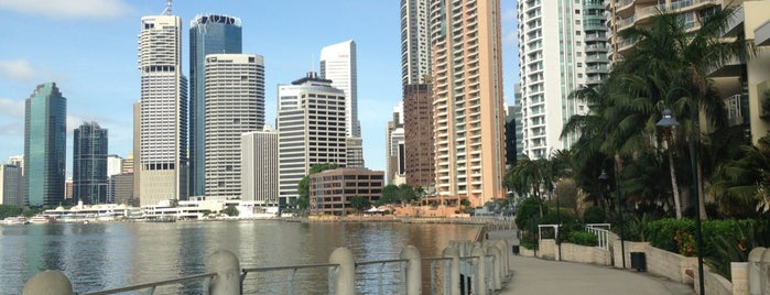 Brisbane River Walk is one of Orte, die Agneishca gefallen.