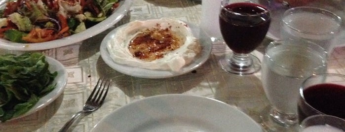 Yildirimlar Restaurant is one of Lugares favoritos de Yahya.