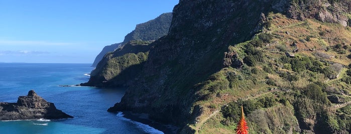 Miradouro de São Cristóvão is one of Madeira.