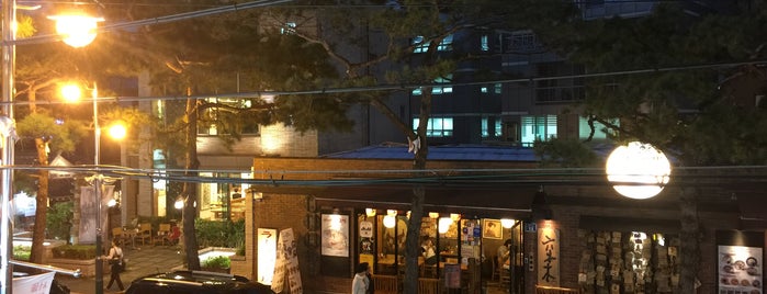 Cafe Mong's is one of Seoul Favourites.