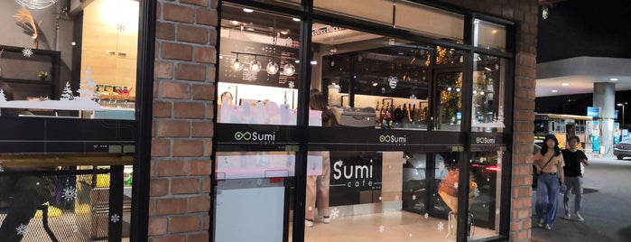 Sumi Cafe is one of BKK_Cafe'.