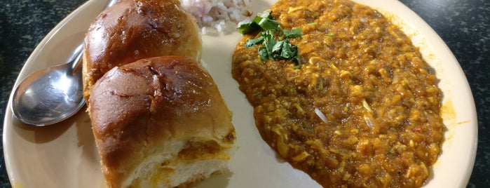 Hotel Ayodhya is one of Best Vegetarian Fast Food Restaurant.
