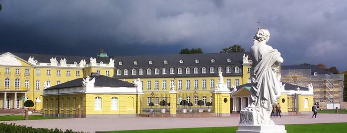 Karlsruhe Palace is one of Orte, die Iva gefallen.