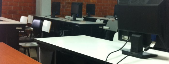 Facultad de Ciencias de la Comunicación UAP is one of Universidades e institutos de Lima.