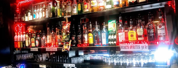 Amigo Bar is one of CPH drinkin.