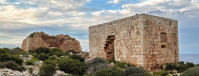 Għajn Ħadid Tower is one of Malta watchtowers.