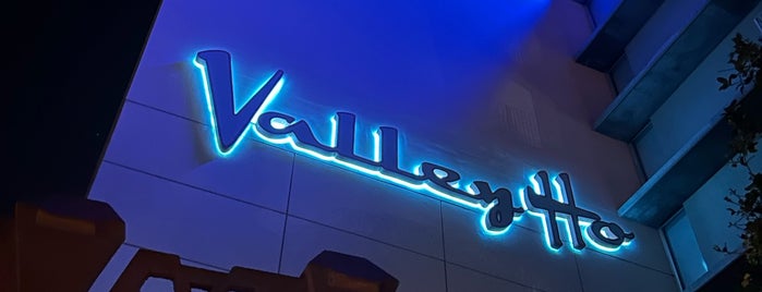 Hotel Valley Ho is one of Night Life.