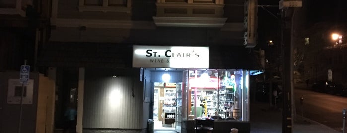 St. Clair's Liquor is one of สถานที่ที่ Erin ถูกใจ.