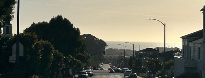 Lakeside District is one of San Francisco Neighborhoods.