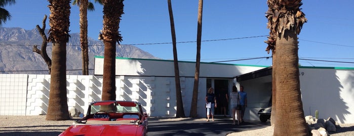 El Rancho Vista Estates is one of Palm Springs Mid Century Modern Architecture.