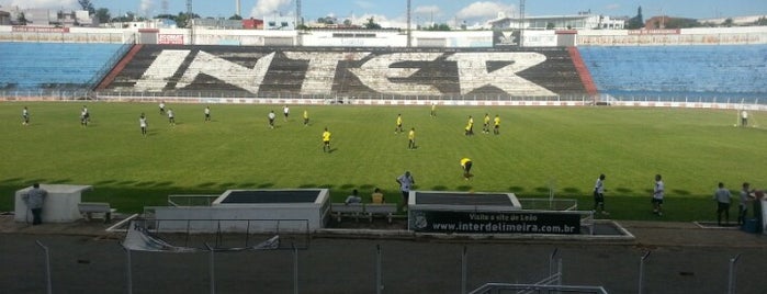 Estádio Limeirão is one of Tempat yang Disukai Beto.