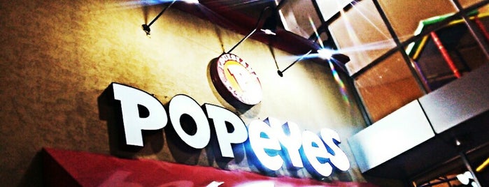 Popeyes Louisiana Kitchen is one of Locais curtidos por Tariq.