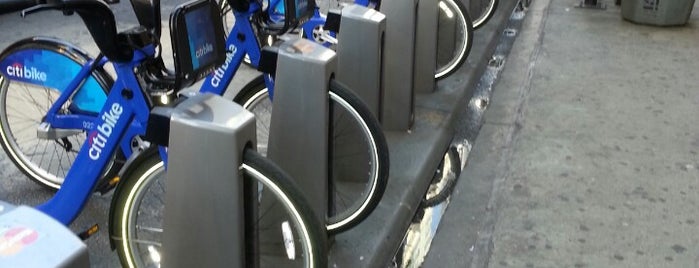 Citi Bike Station is one of Make NYC Your Gym: In Transit.