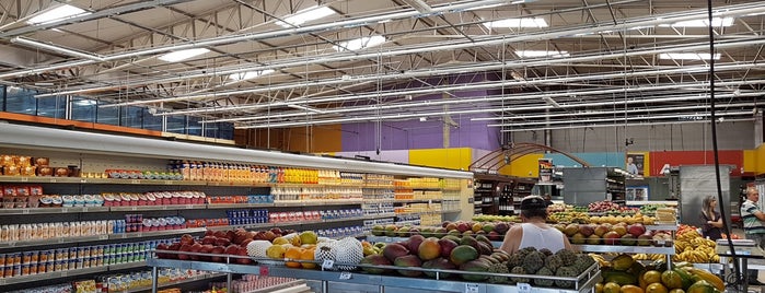 Super Maia Supermercados is one of Dicas.