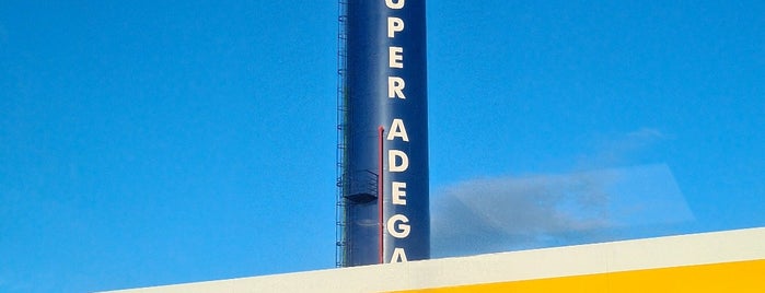 Super Adega is one of Brasilia.