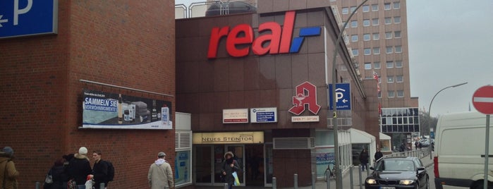 real is one of Lieux qui ont plu à Karl.