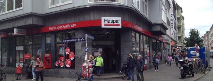 Hamburger Sparkasse is one of Hamburg: Haspa-Filialen.