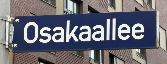 Osakaallee is one of Hamburg: Straßen (N-Z).