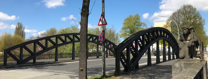 Zweite Ausschläger Brücke is one of Hamburg: Brücken.