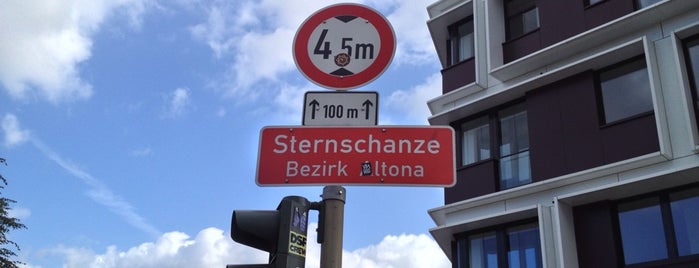Sternschanze is one of Hamburg: Stadtteile.