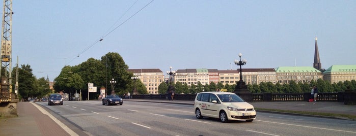 Lombardsbrücke is one of Hamburg: Brücken.