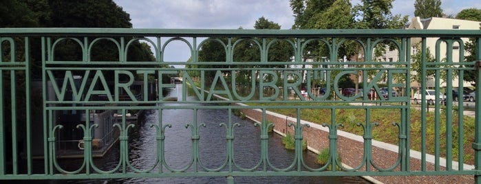 Wartenaubrücke is one of Hamburg: Brücken.