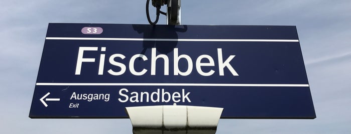 S Fischbek is one of S3.