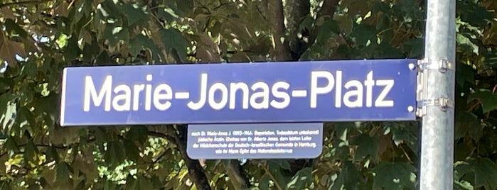 Marie-Jonas-Platz is one of Alles in Hamburg.
