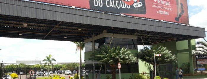 Shopping Território do Calçado is one of Káren’s Liked Places.