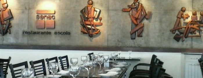 Restaurante Casa do Comercio is one of สถานที่ที่บันทึกไว้ของ Vinny Brown.