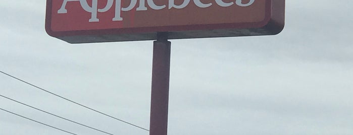 Applebee's Grill + Bar is one of Great Ames Food.