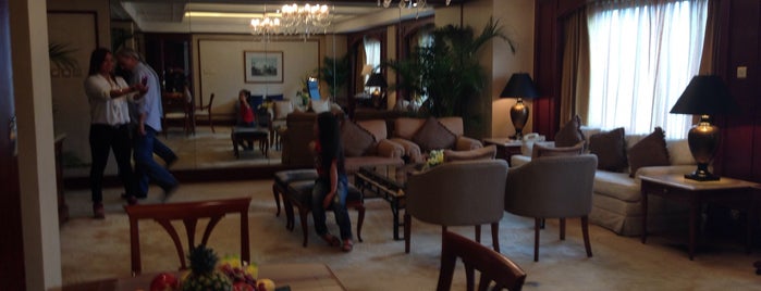 Makati Shangri-La is one of Favorite Hotels.