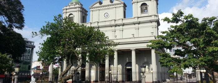 Catedral Metropolitana is one of Tempat yang Disukai Carl.