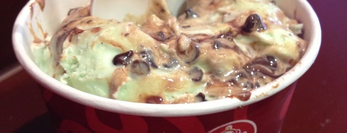 Cold Stone Creamery is one of B's Saved Places.