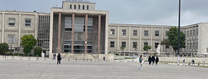 Universidade de Lisboa is one of Estabelecimentos Conhecidos.