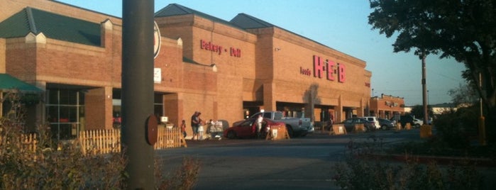 H-E-B is one of Day to Day Things.