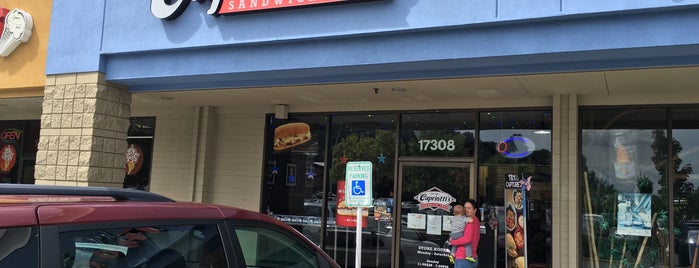 Capriotti's Sandwich Shop is one of Lieux qui ont plu à Doug.